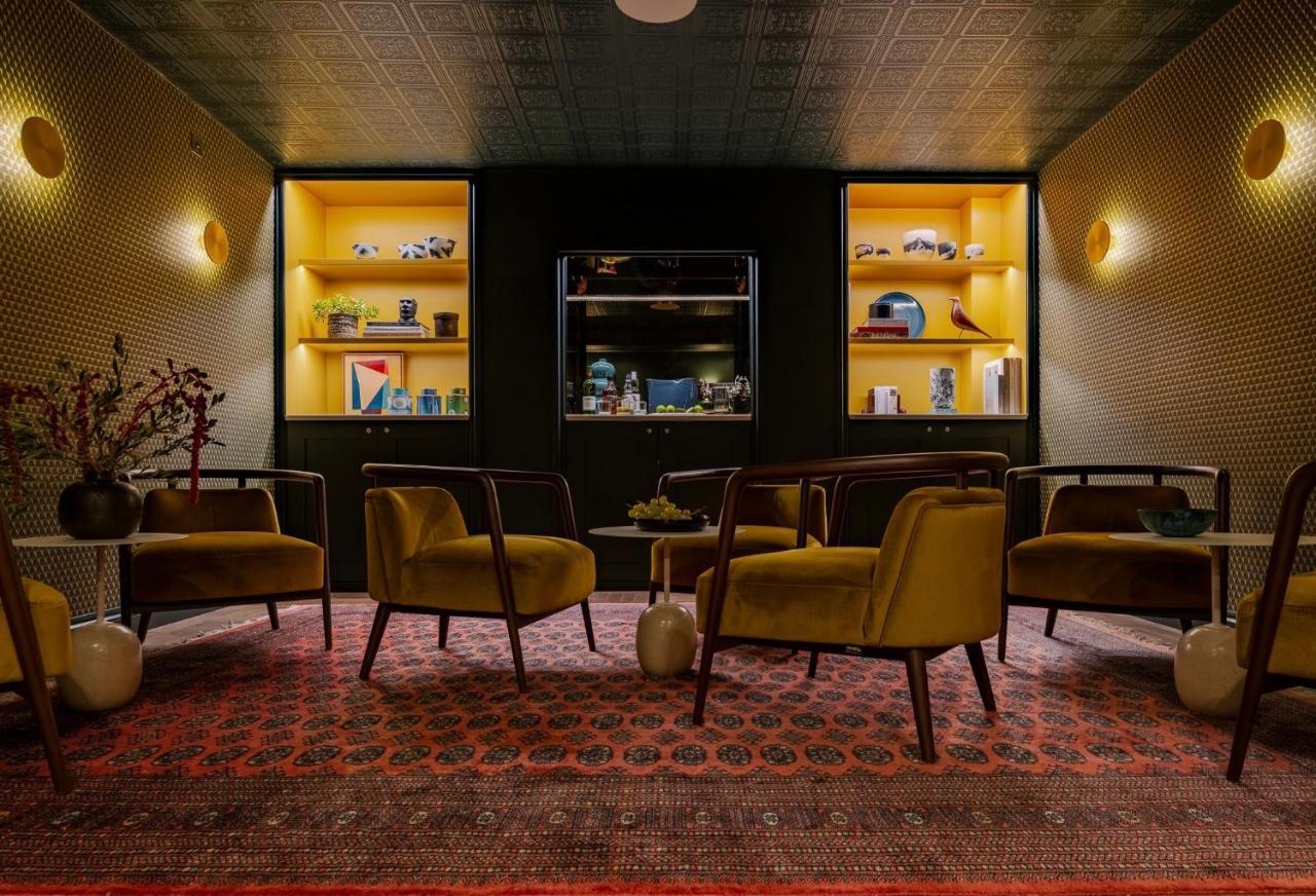 Leighton House - Boutique Guesthouse Bath Eksteriør billede The Library at The Standard London