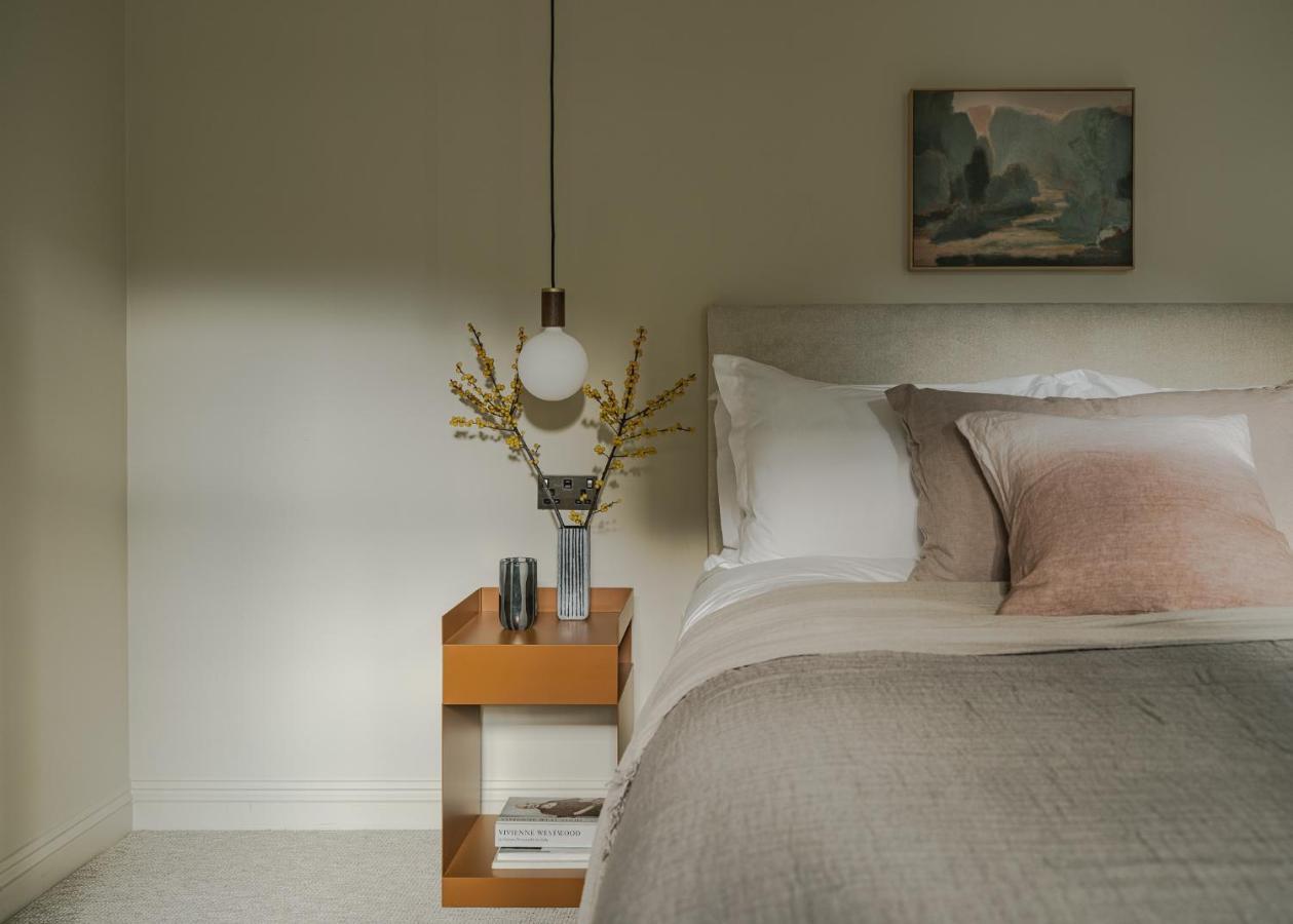 Leighton House - Boutique Guesthouse Bath Eksteriør billede A bedroom