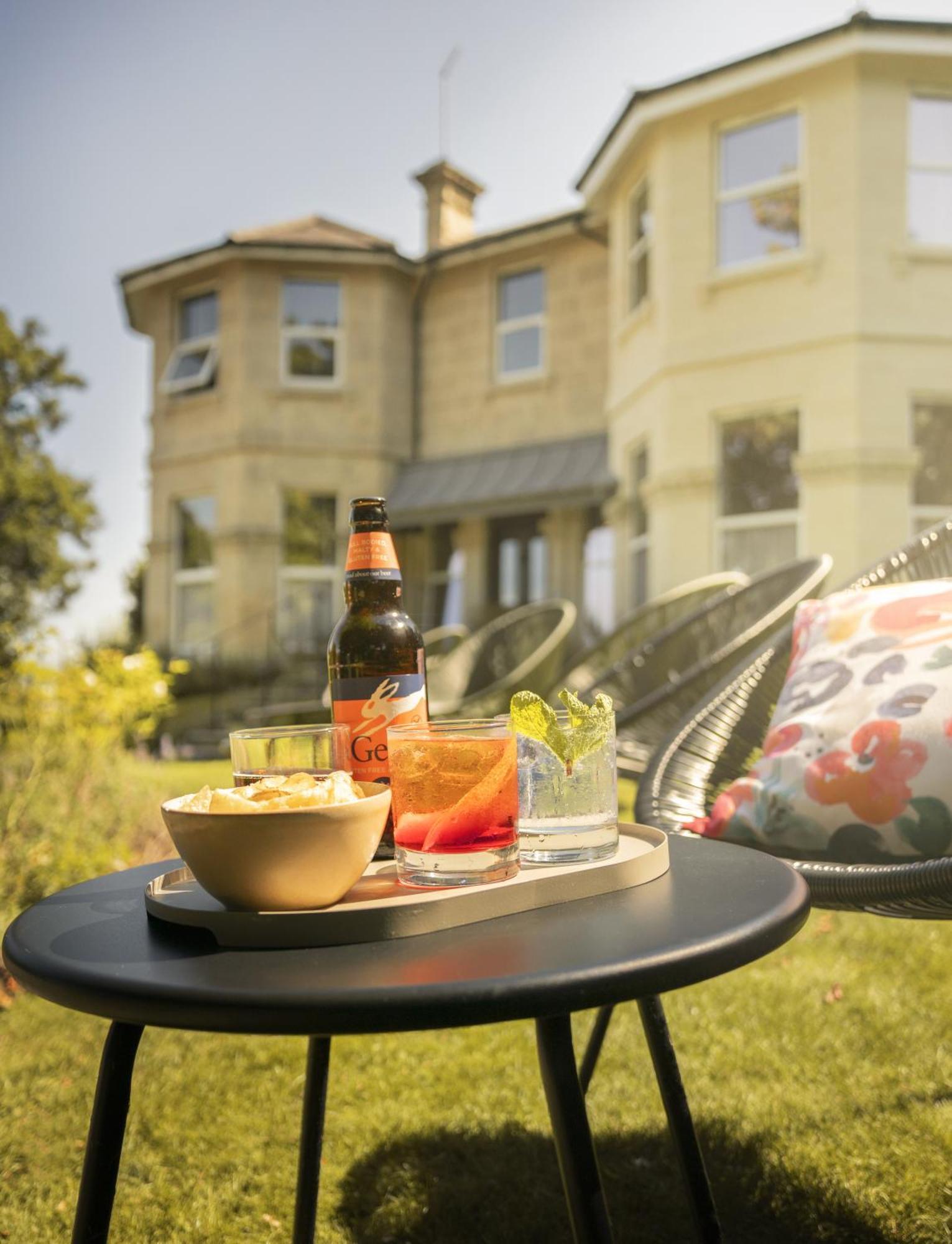Leighton House - Boutique Guesthouse Bath Eksteriør billede A bottle of Coors Light