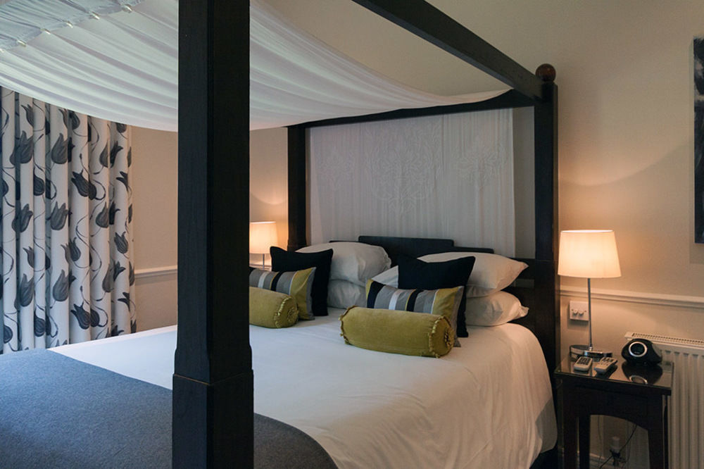 Leighton House - Boutique Guesthouse Bath Eksteriør billede A bedroom at The Old parsonage